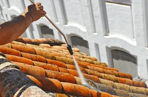 Nettoyage de toitures - Vadencourt